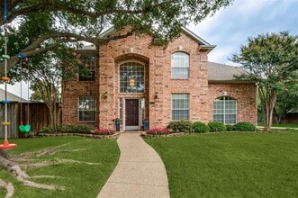 Building Photo - 4621 Hinton Dr