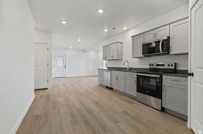 Foto del edificio - 1538 E Livi Ln