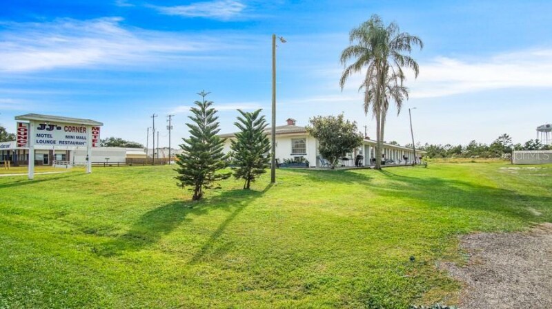 Foto principal - 6480 Miami Dr
