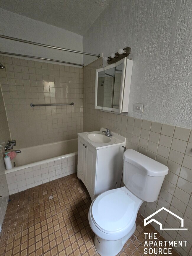 Foto del edificio - 4933 N Whipple St