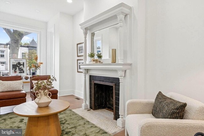 Foto del edificio - 1827 North Capitol St NE