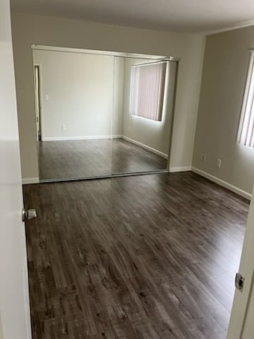 Building Photo - 303 E Providencia Ave