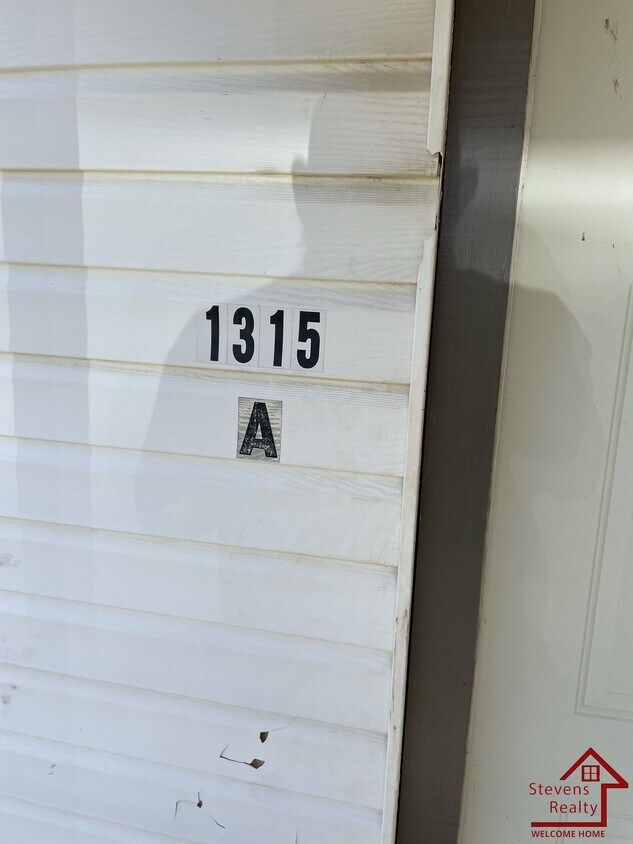 Primary Photo - 1315 SW E Ave