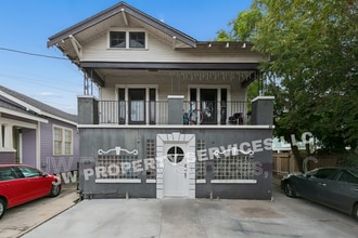 Building Photo - 320 N Olympia St