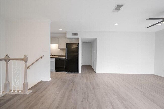 Foto del edificio - 3400 Timmons Ln
