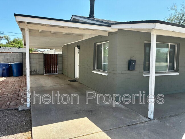 Foto del edificio - 1041 W 18th St