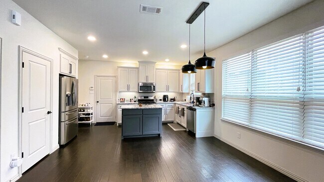Building Photo - 4110 Cascade Sky Dr