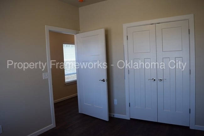 Building Photo - BRAND NEW Bungalow Cottage!