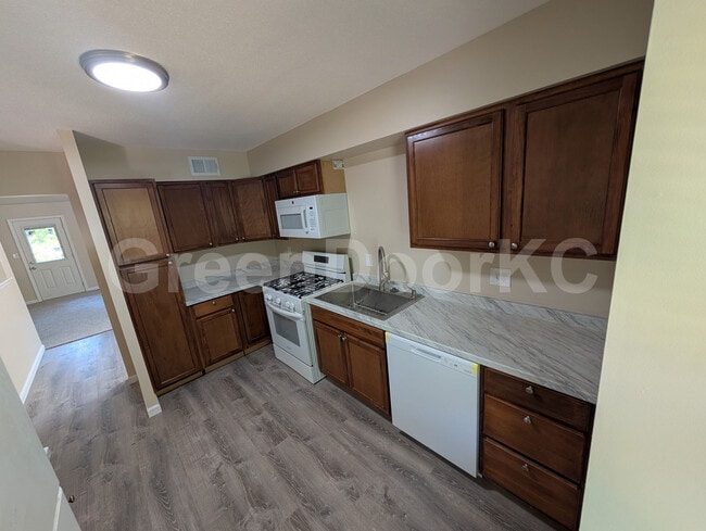 Building Photo - 7807 Kessler Ln