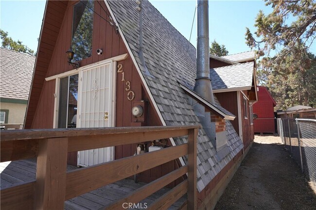 Foto del edificio - 2130 7th Ln