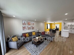 Building Photo - 66735 Buena Vista Ave