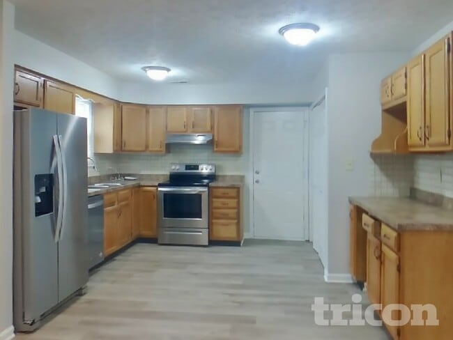 Foto del edificio - 5220 Tamarisk Ct