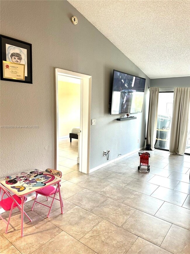Foto del edificio - 9244 W Atlantic Blvd