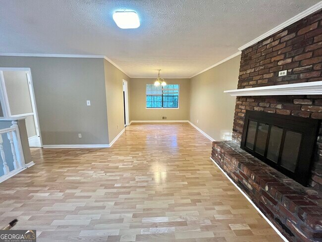 Foto del edificio - 152 Rountree Rd