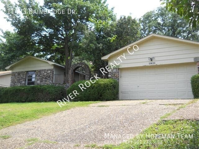 Primary Photo - 11433 Bainbridge Dr