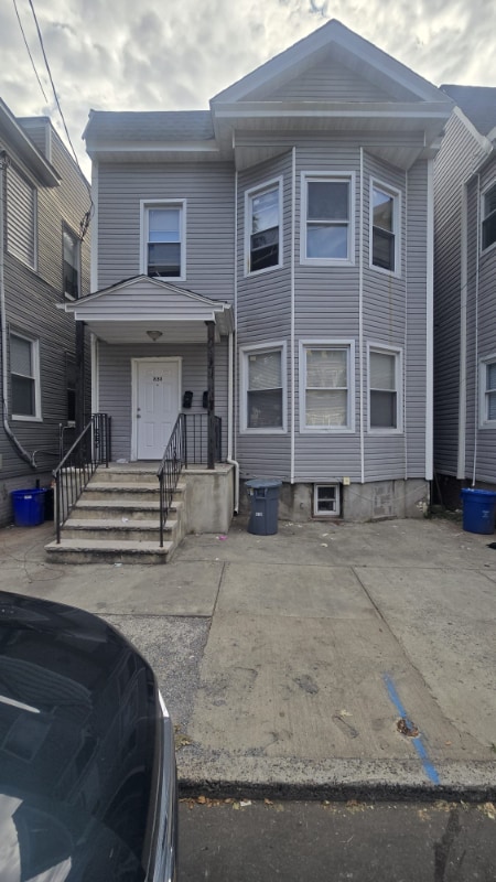 Building Photo - 830 S 18th St