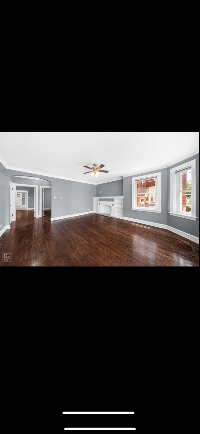 Foto del edificio - 7821 S Winchester Ave