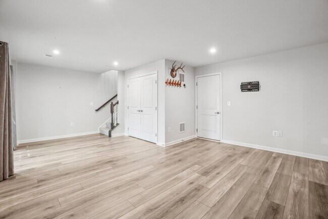 Building Photo - Lukas Park, Over 2000 Square Feet, Nearly New Build... Everything you want all in one! Come see f...