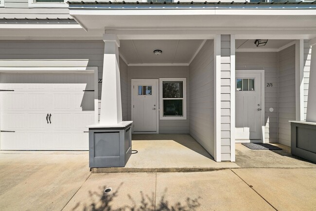 Building Photo - 222 N Sand Palm Rd