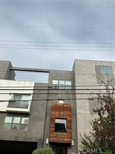 Building Photo - 11925 Kling St