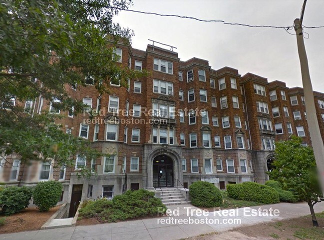 Building Photo - 1185 Boylston St