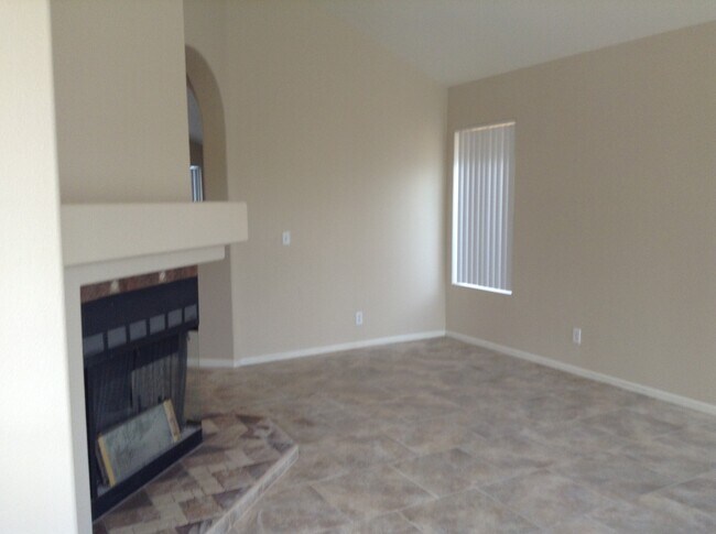 Building Photo - 25540 Brownestone Way