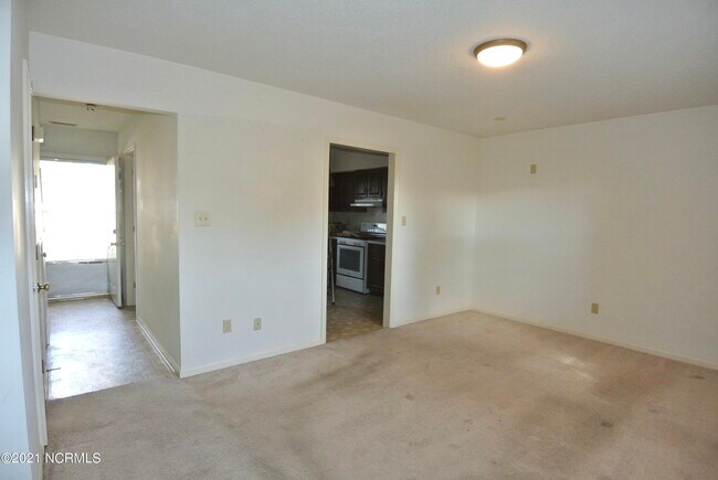 Building Photo - 1307 Stallings Pkwy