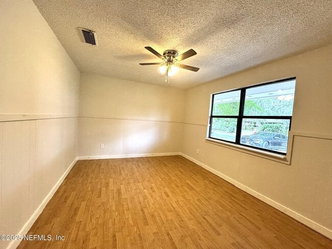 Building Photo - 119 Arden Dr