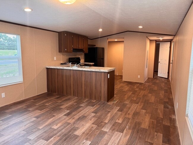 Building Photo - 106 Harold Ln