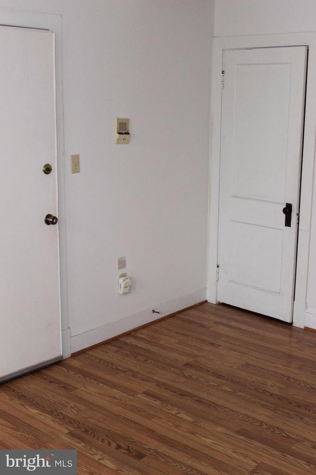 Foto del edificio - 313 N Market St