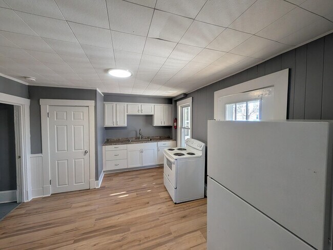 Foto del edificio - 13-15 Walnut Street Unit 6