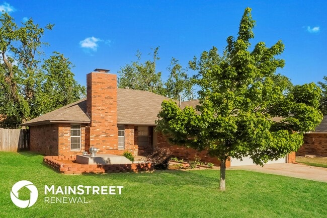 Building Photo - 1717 Ridgeway Dr