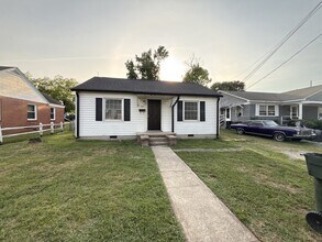 Building Photo - 709 Mcpherson St