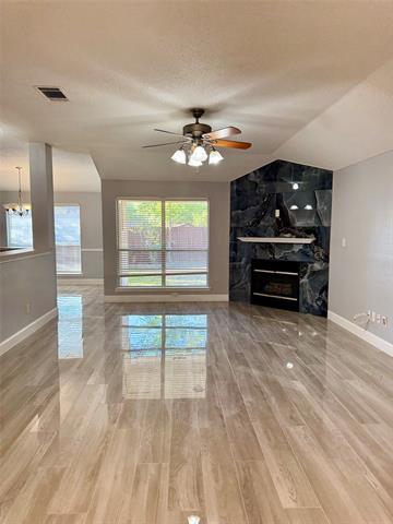 Foto del edificio - 837 Austin Ln