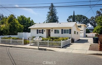Building Photo - 25461 Cole St