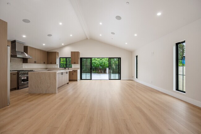 Foto del edificio - 17106 Gault St