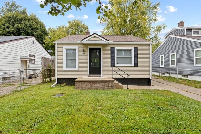 Building Photo - 240 W Fairmount Ave