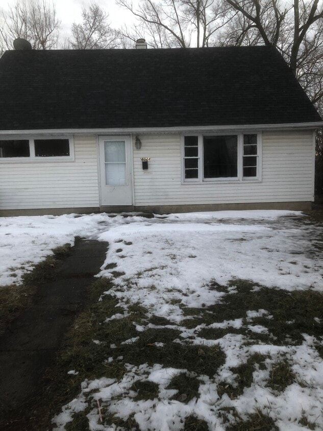 Photo - 4024 Prescott Avenue