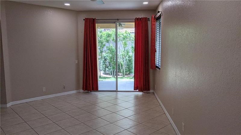 Foto principal - 685 Conservation Dr
