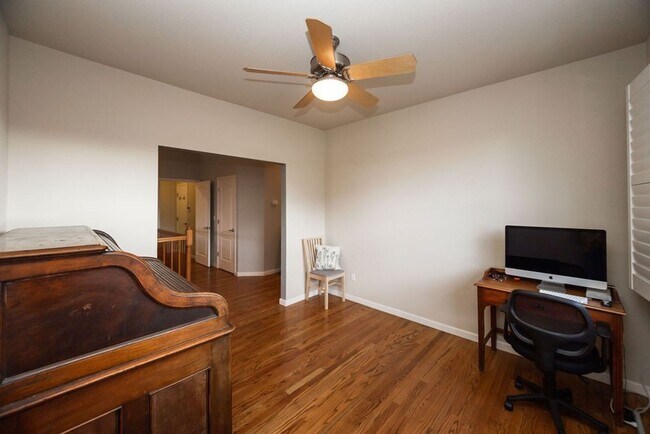 Building Photo - 3702 Little Dipper Dr