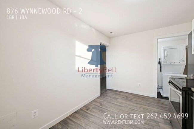 Foto del edificio - 876 Wynnewood Rd
