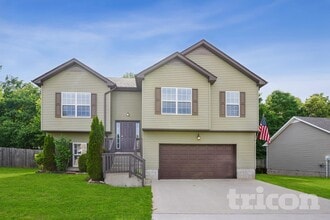 Building Photo - 1457 Mutual Dr