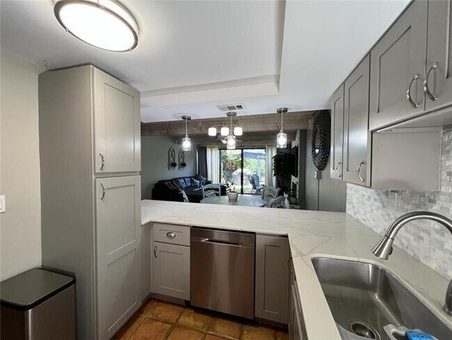 Foto del edificio - 4731 NW 2nd Ave