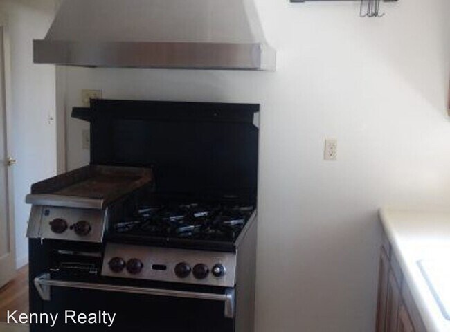 Foto del edificio - 2 br, 2 bath House - 477 Maple