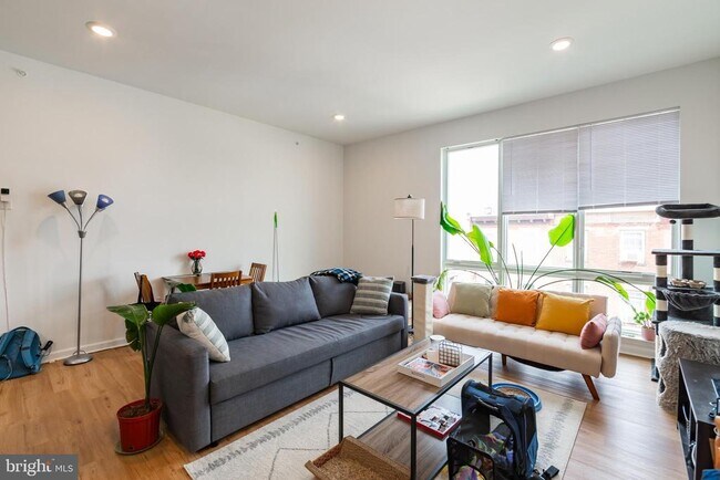 Foto del edificio - 1630 N 20th St