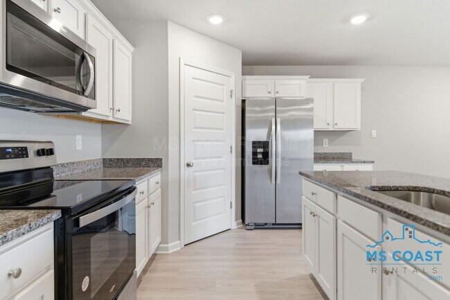 Building Photo - 15336 Leighwood Ln