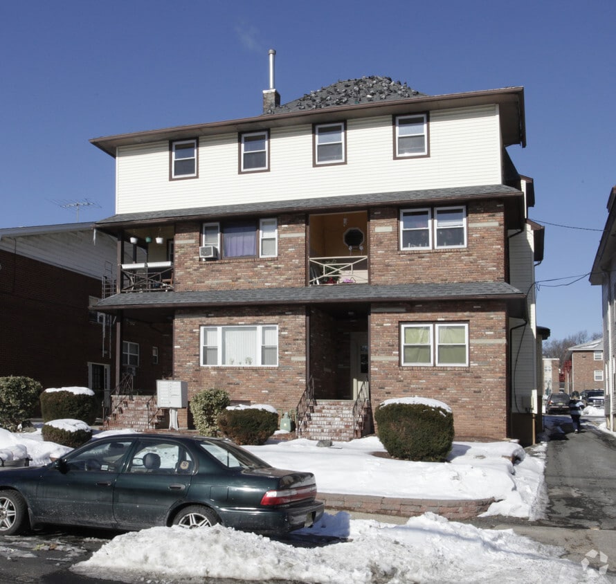 229 Murray St Apartments in Elizabeth, NJ