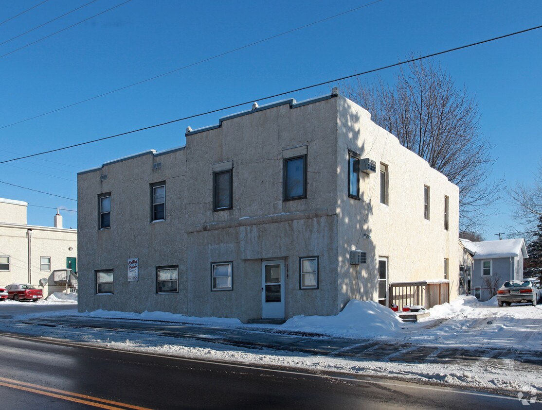 199 N Medina St, Loretto, MN 55357 Apartments in Loretto, MN