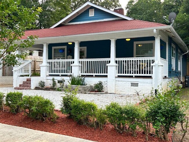 Foto del edificio - 385 Mathewson Pl SW