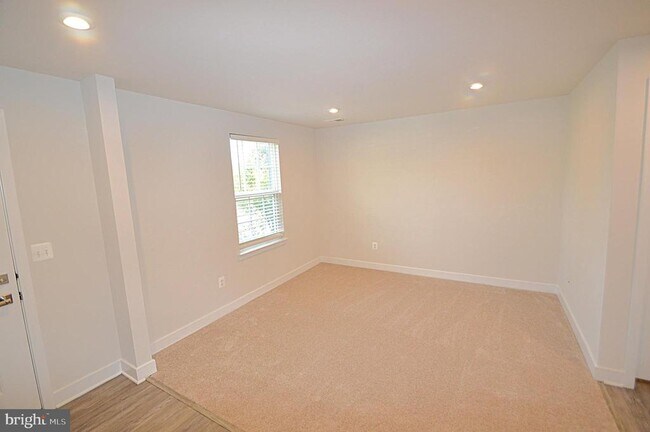 Foto del edificio - 11328 Willow Green Cir